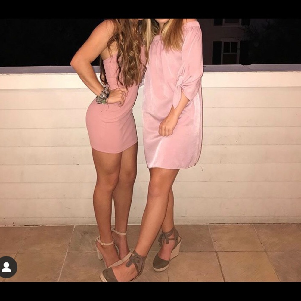 Blue spero size small pink cocktail dress